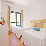 Apartment In Albufeira Near Rock Beach