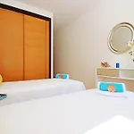 Apartment In Albufeira Near Rock Beach