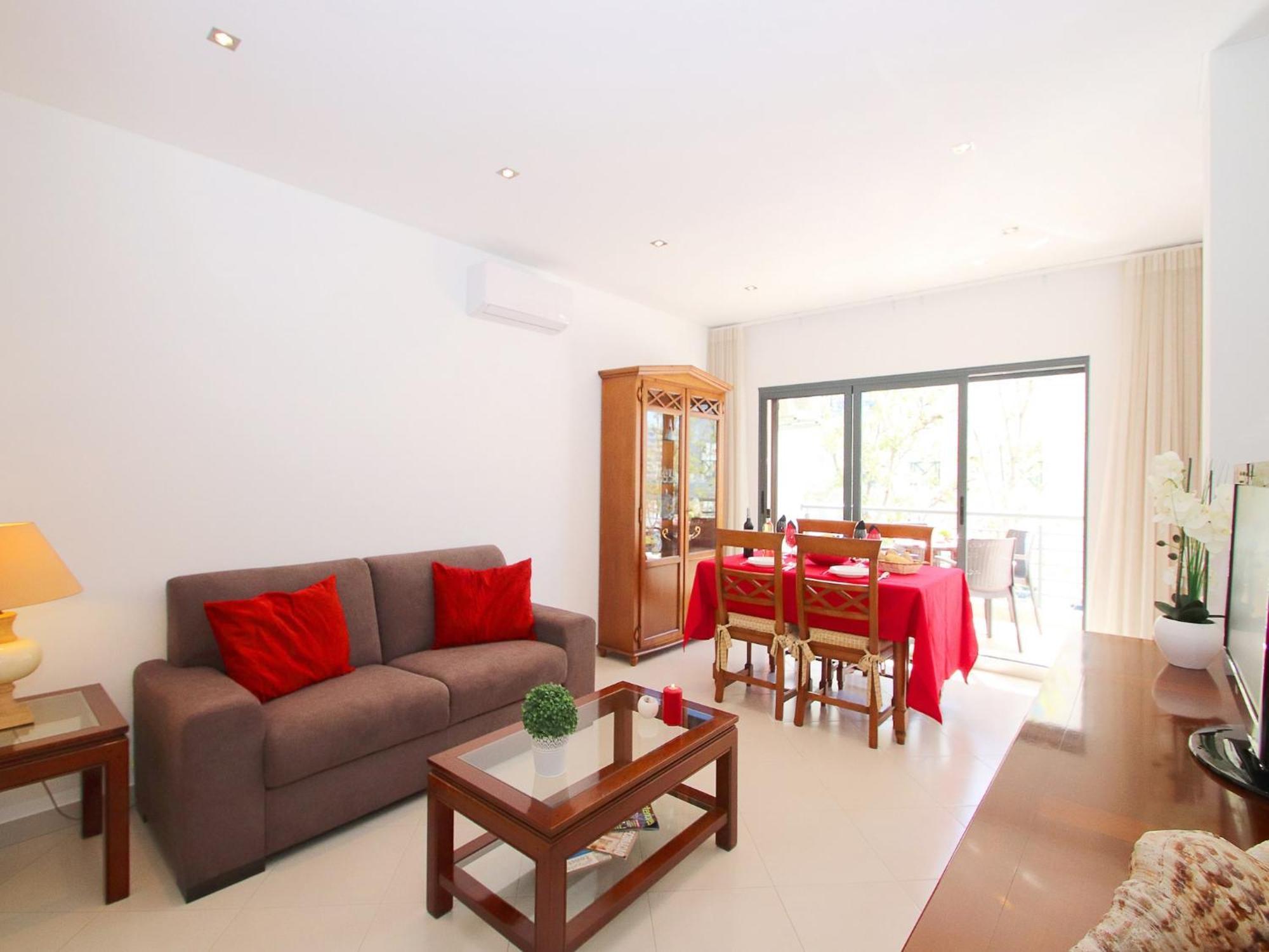 Appartement In Near Rock